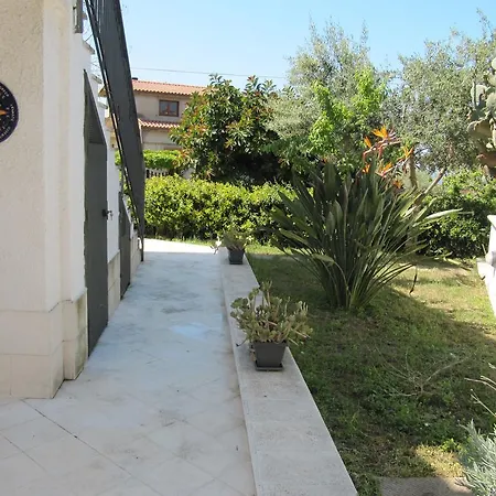 Costabella Holiday Homes * קאפו ואטיצ'אנו